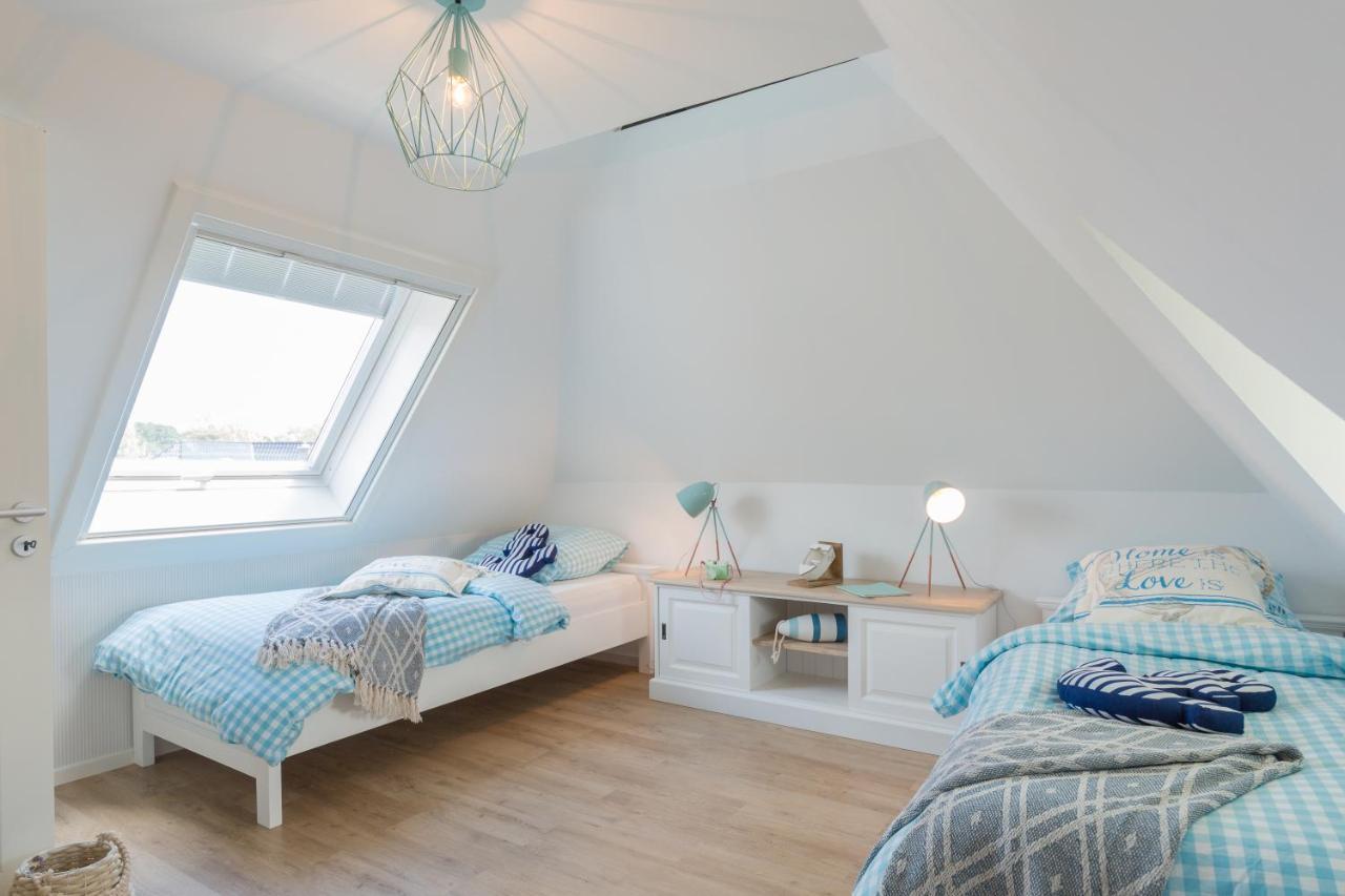 Ferienwohnungen Haus Am Strand Zingst Exterior foto